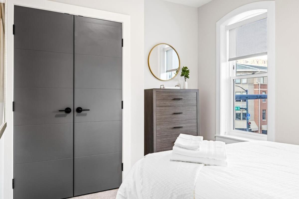 Avenue Hotel Downtown Golden Gold Miners Suite מראה חיצוני תמונה
